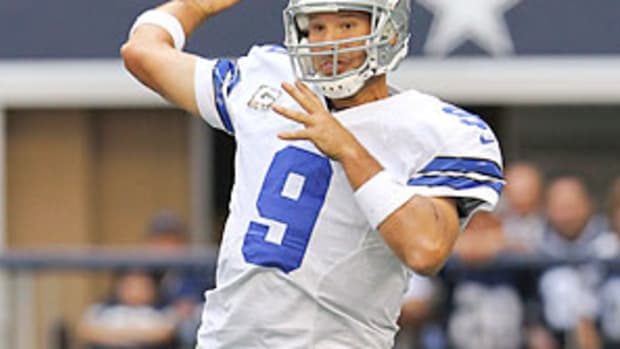 121220171802-tony-romo-single-image-cut.jpg